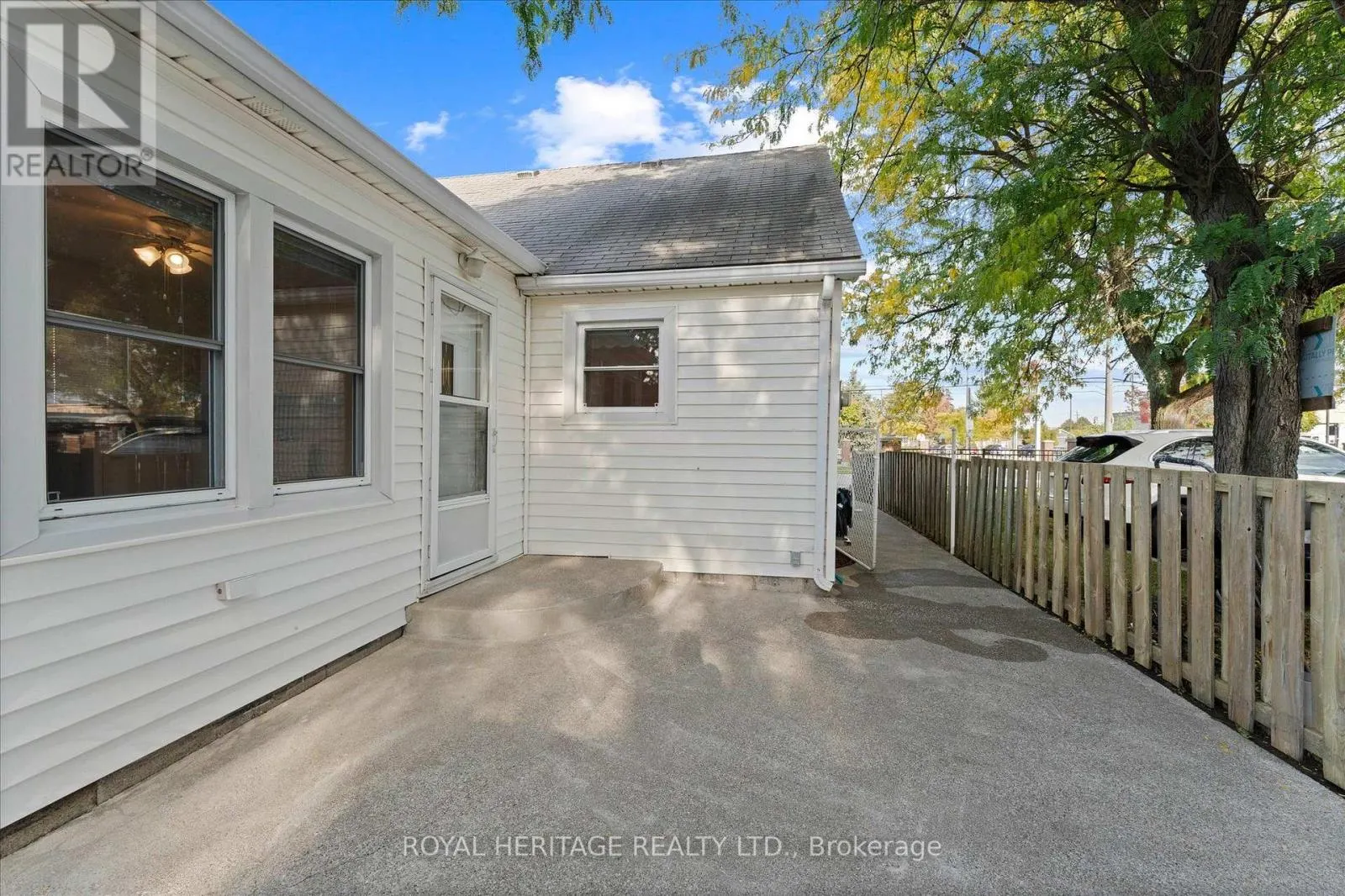 461 LAUZON ROAD