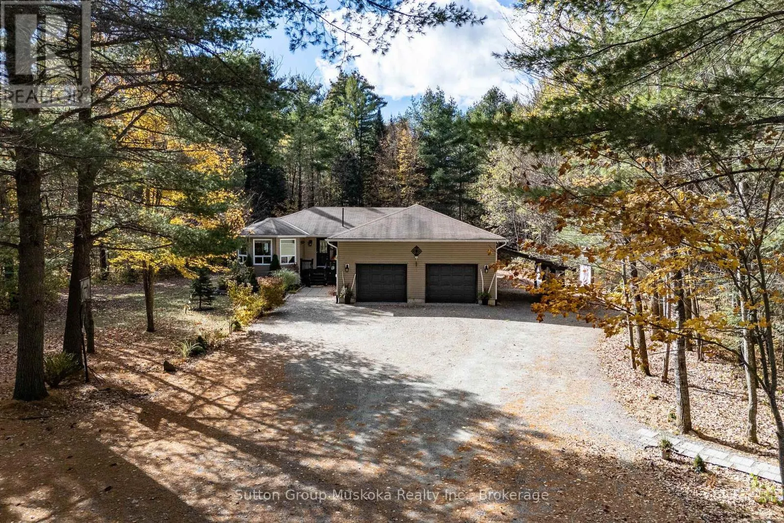 26 CENTURION CRESCENT
