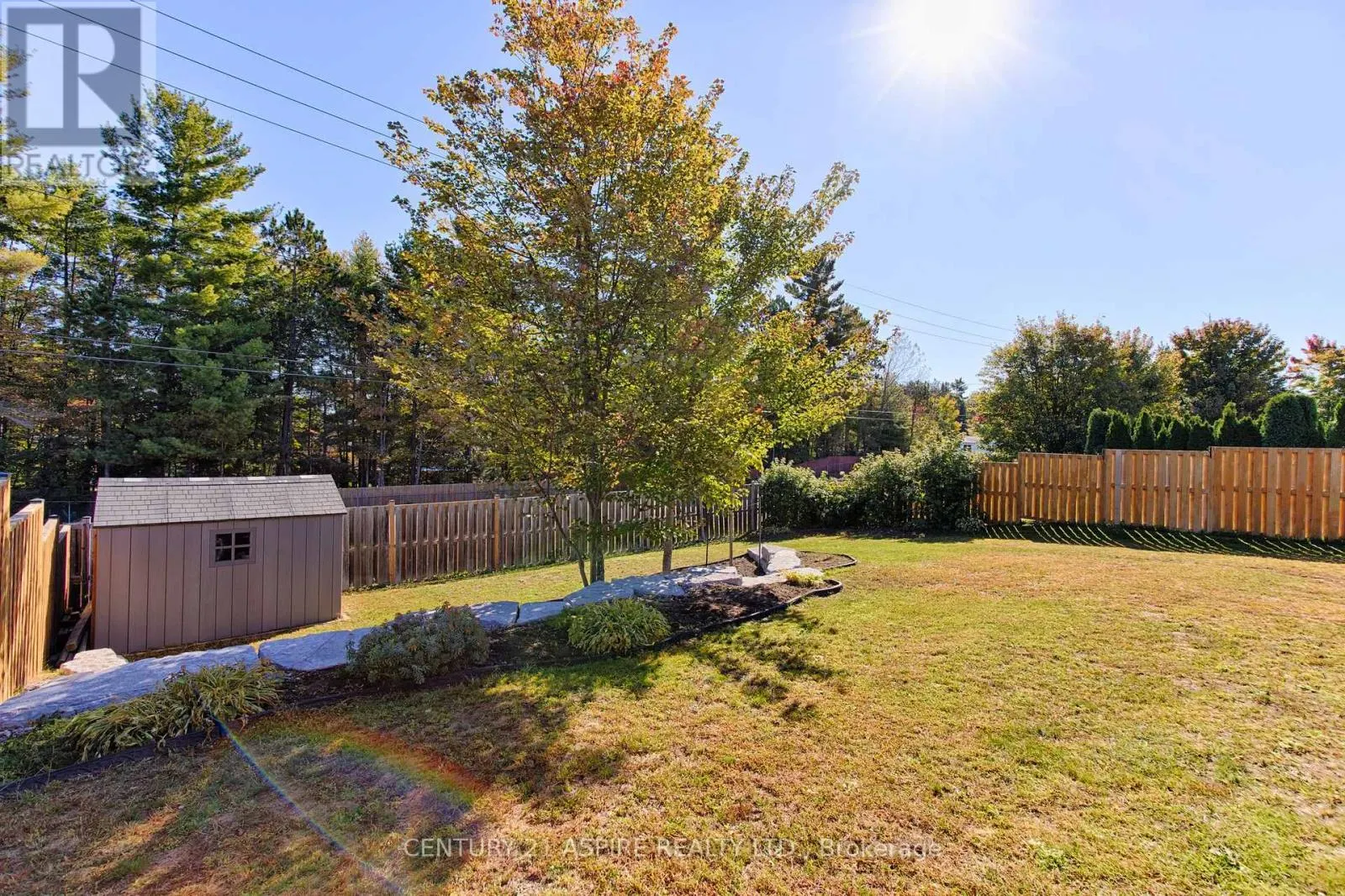 59 NOBLE CRESCENT