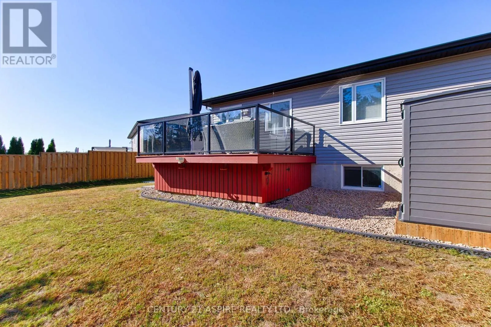 59 NOBLE CRESCENT