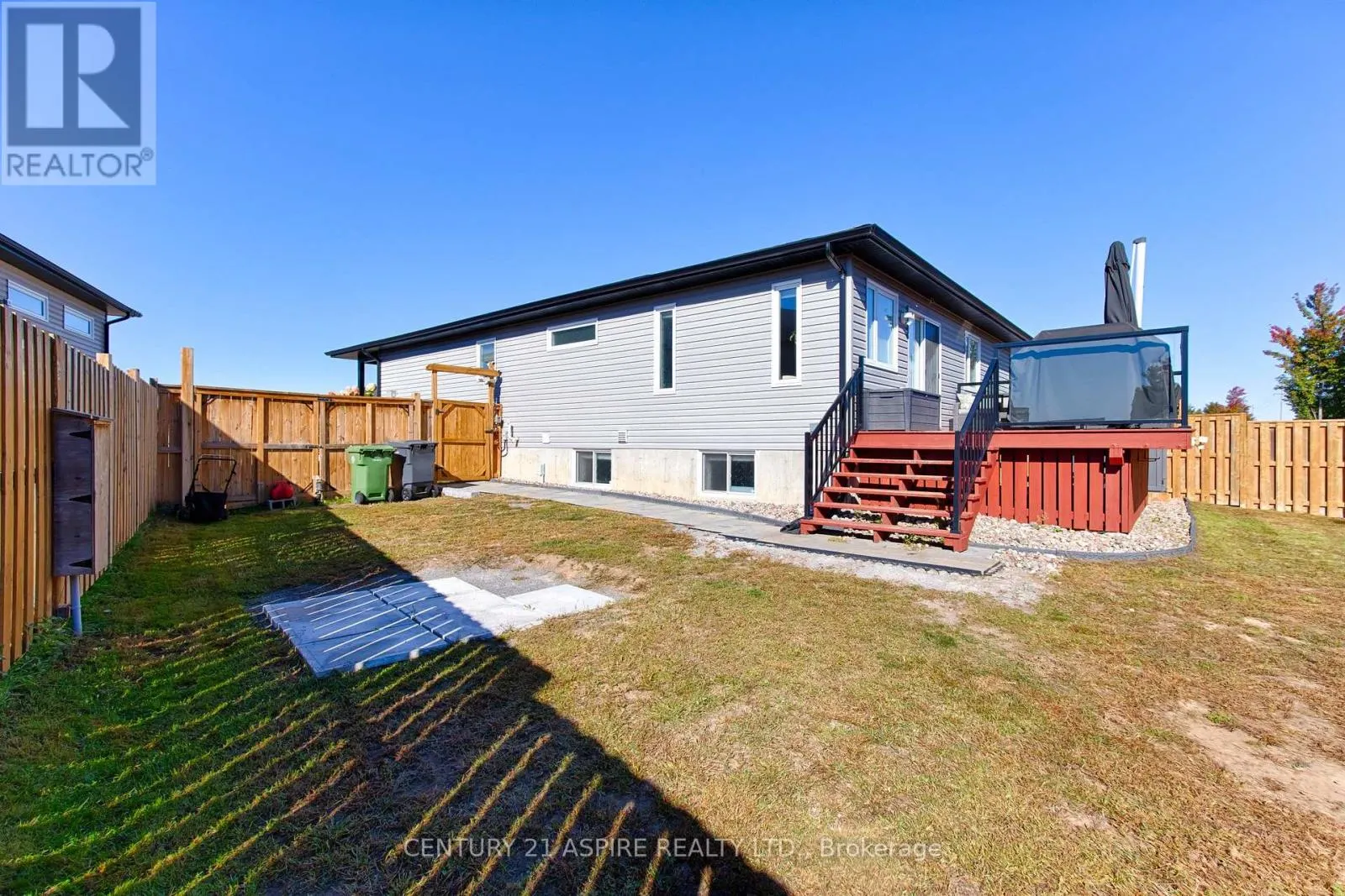 59 NOBLE CRESCENT