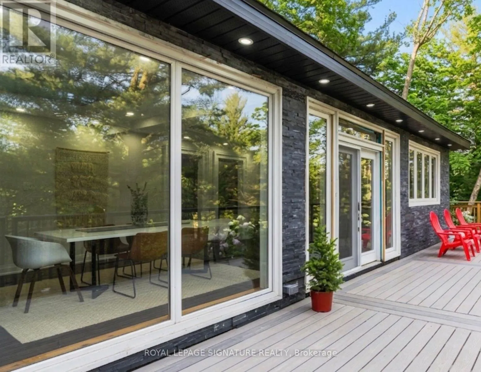 613 LONG LAKE ROAD
