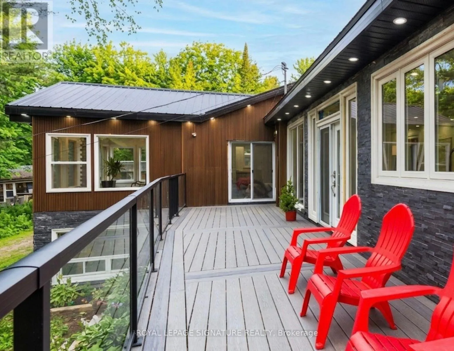 613 LONG LAKE ROAD