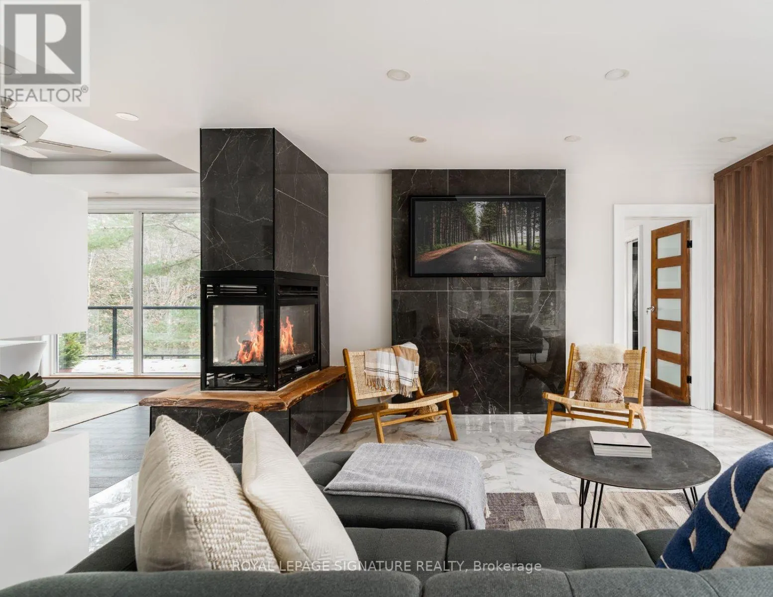 613 LONG LAKE ROAD