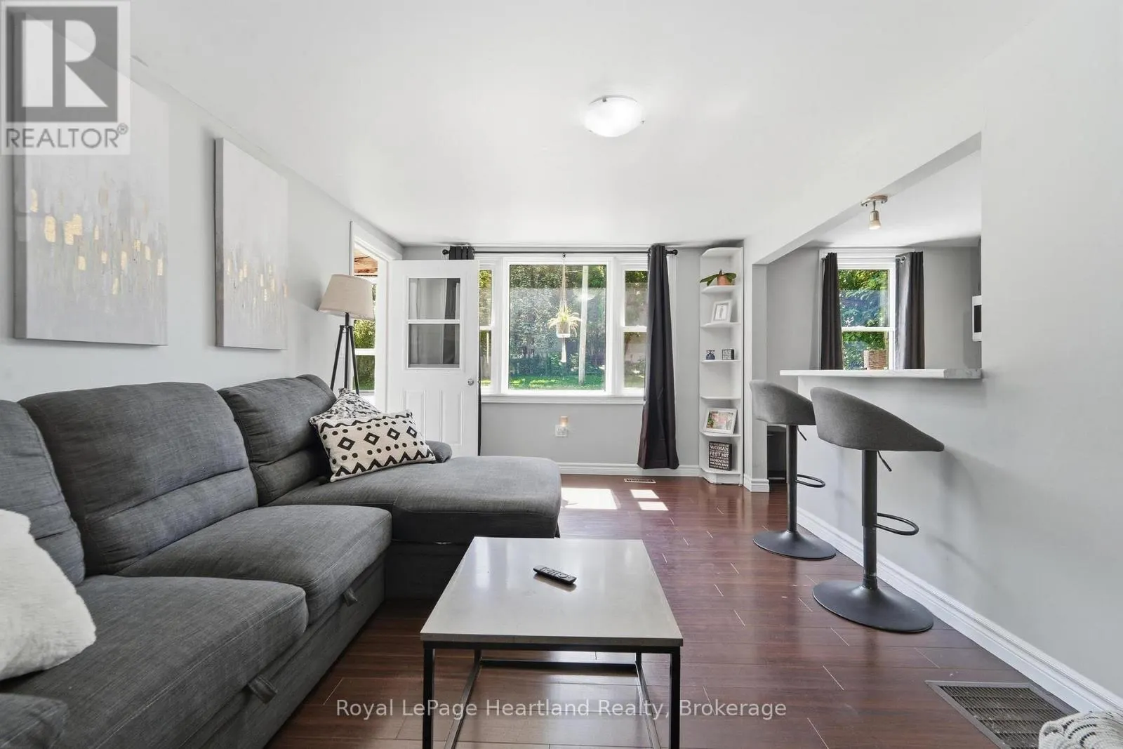 20 WILLIAM STREET S