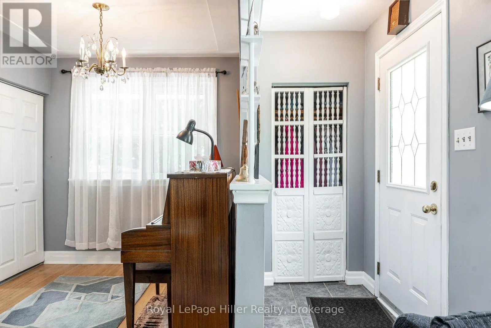185 STRACHAN STREET