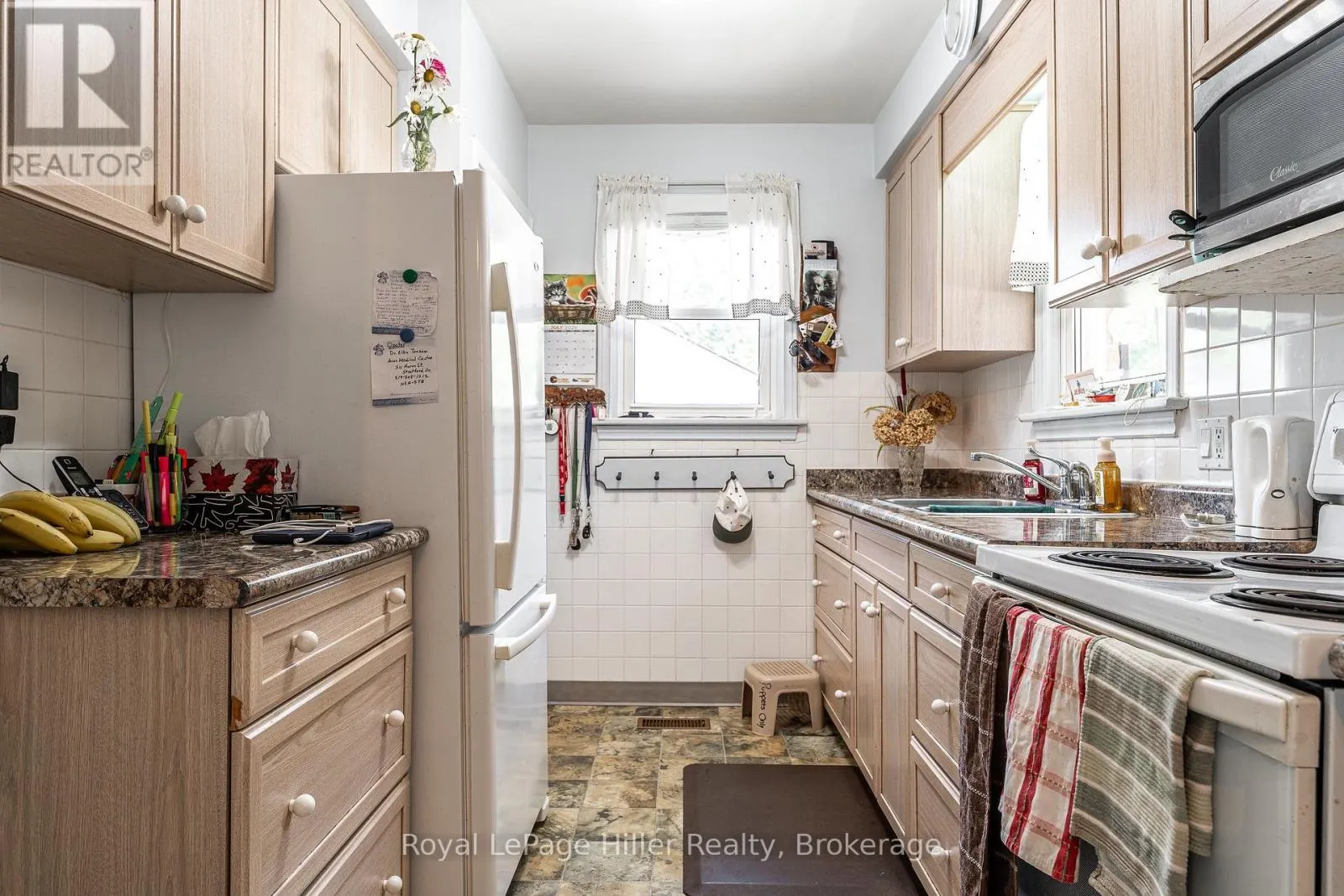 185 STRACHAN STREET