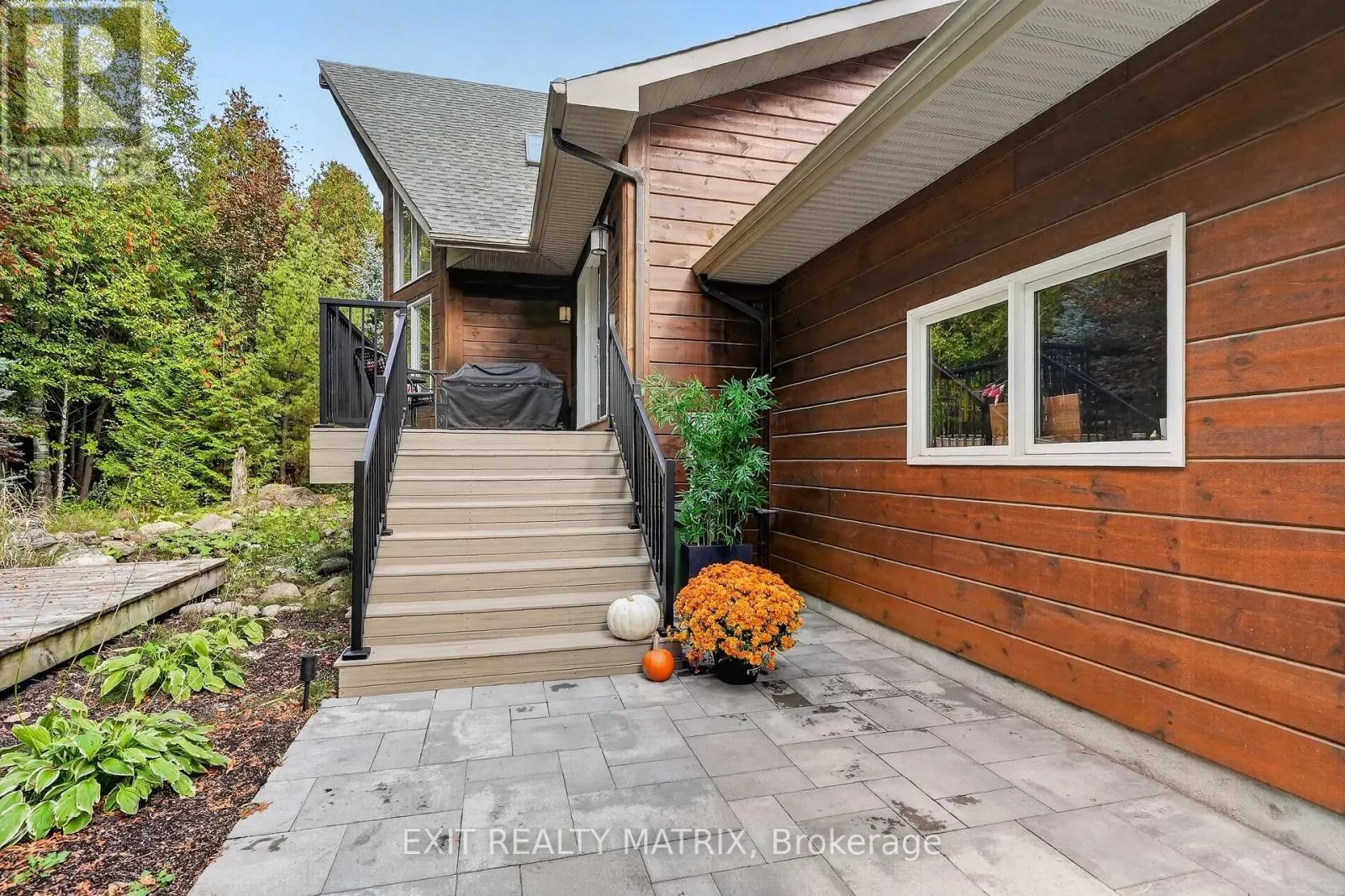 8010 IVESON DRIVE