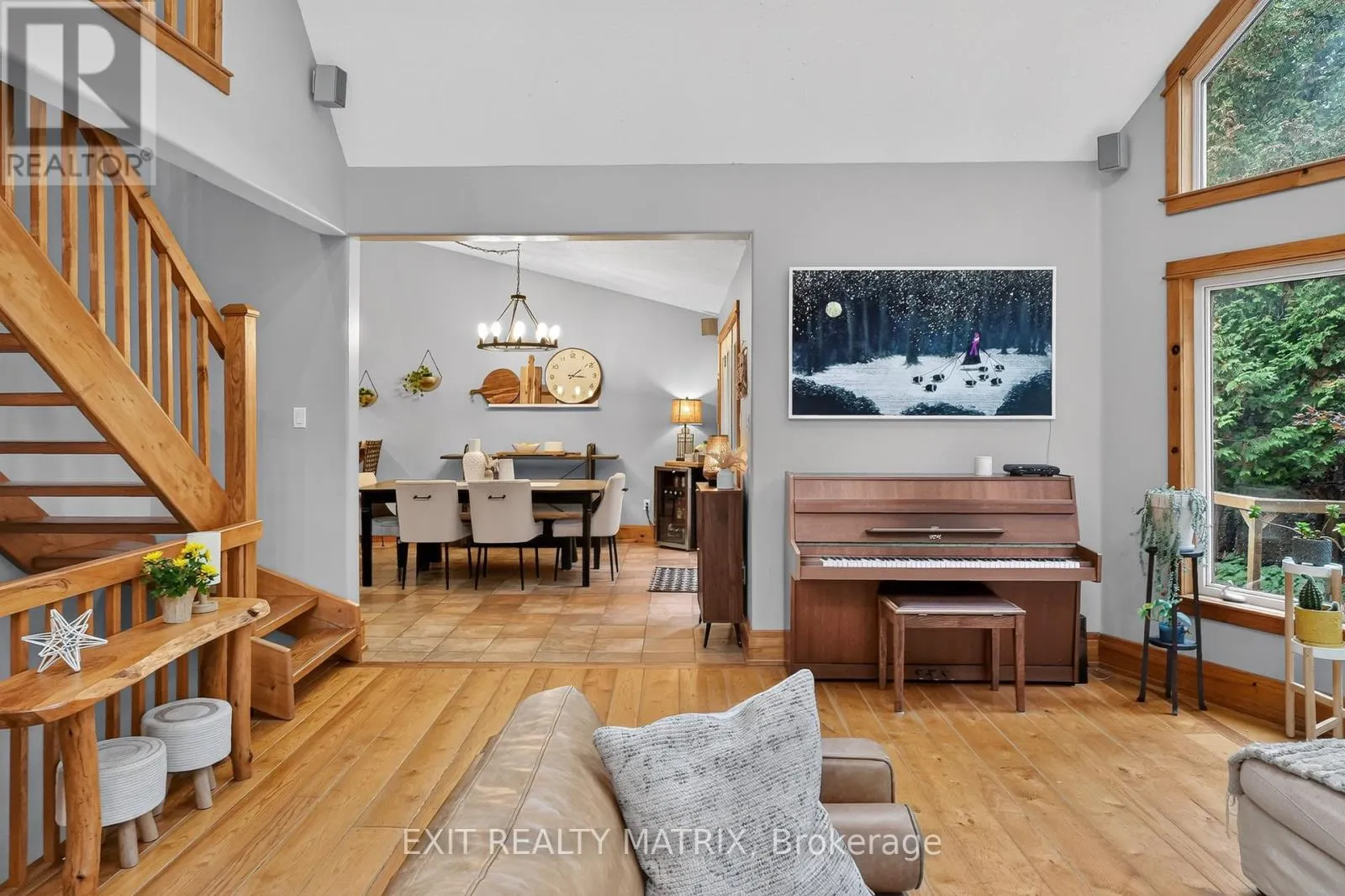 8010 IVESON DRIVE