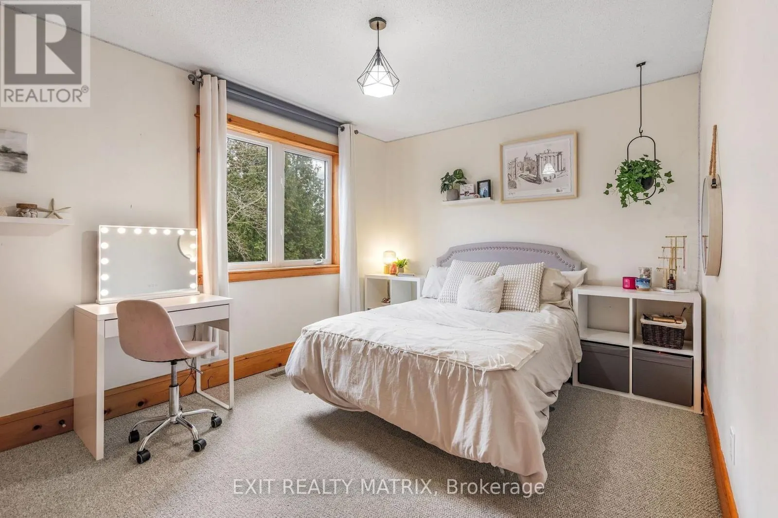 8010 IVESON DRIVE