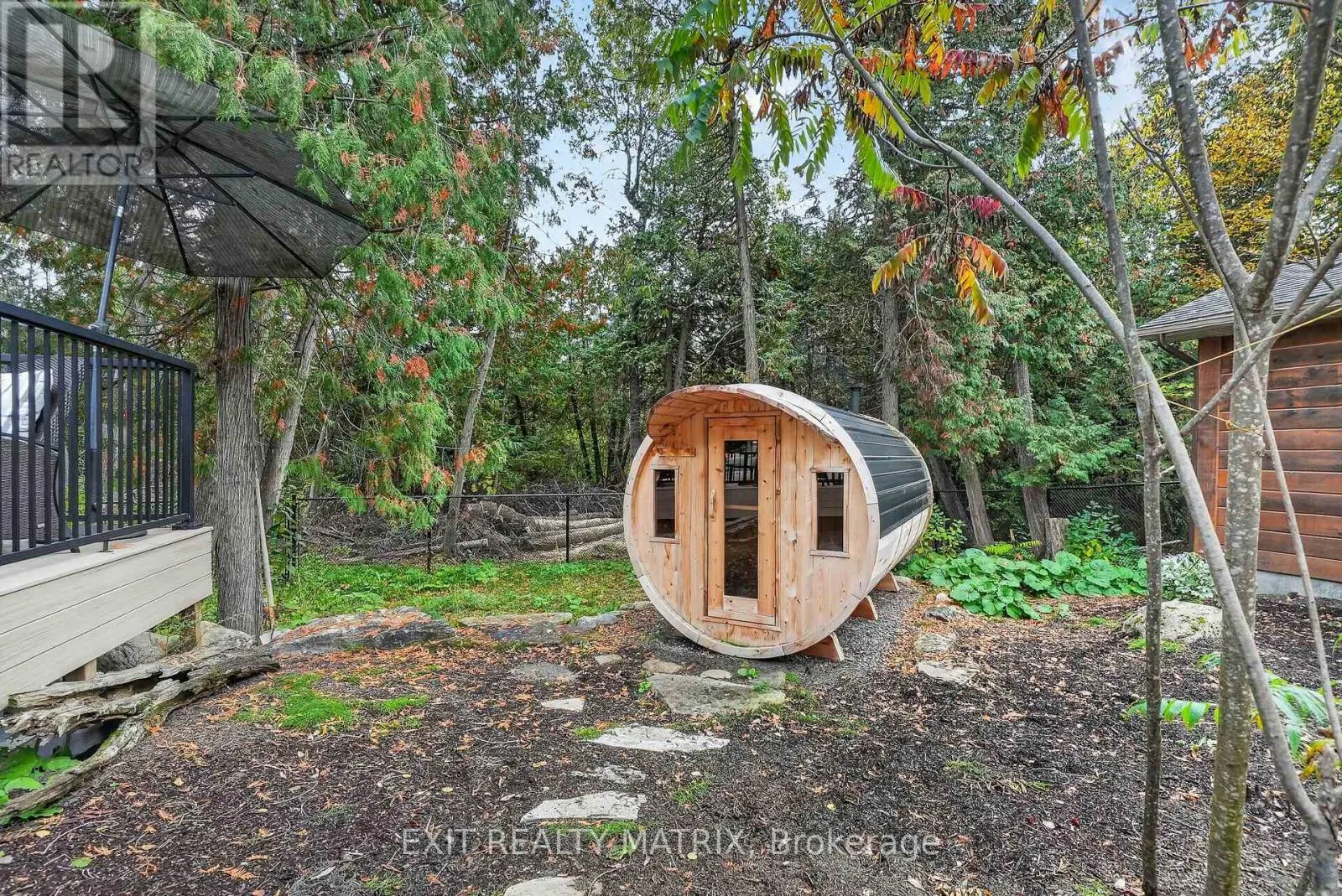 8010 IVESON DRIVE