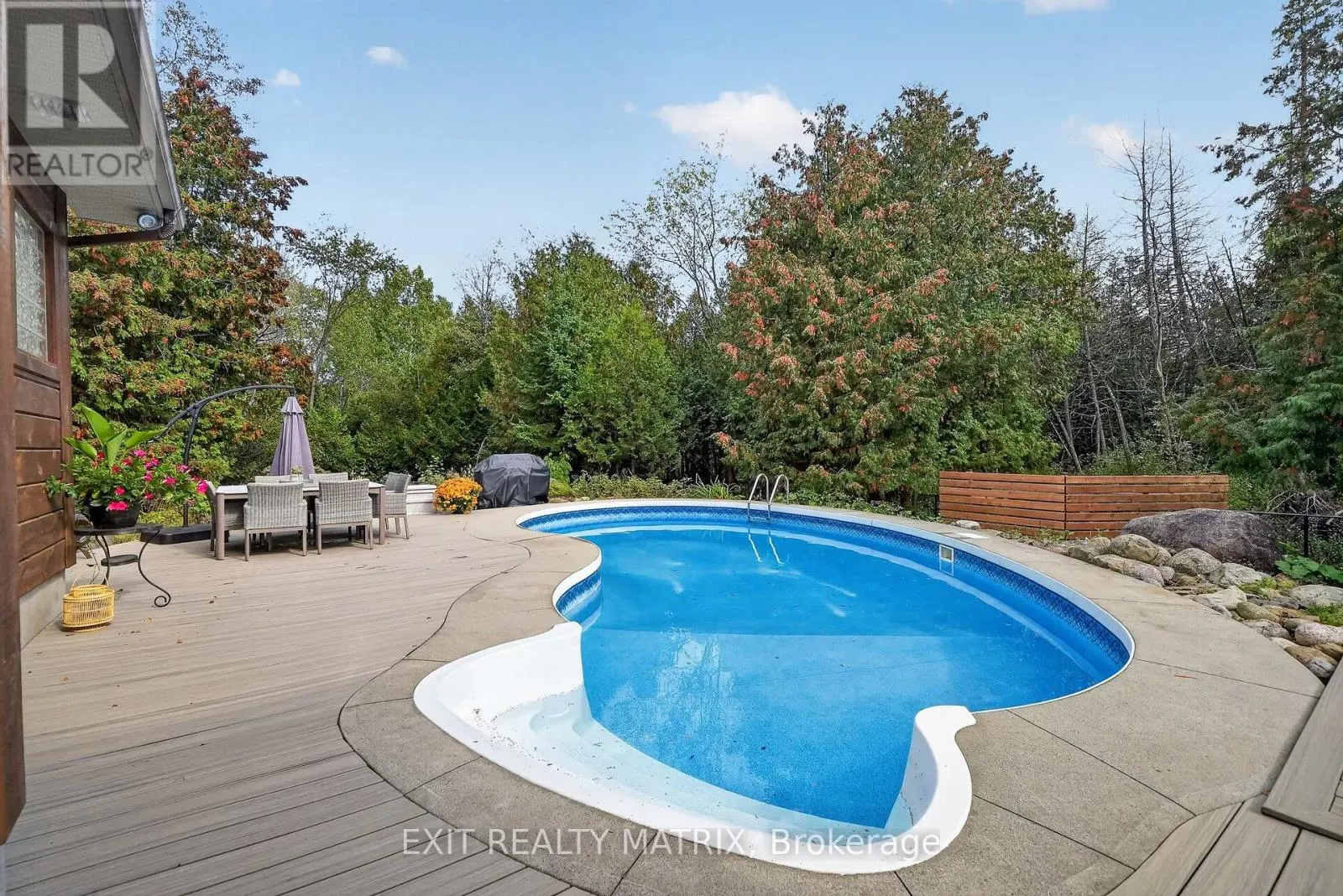 8010 IVESON DRIVE