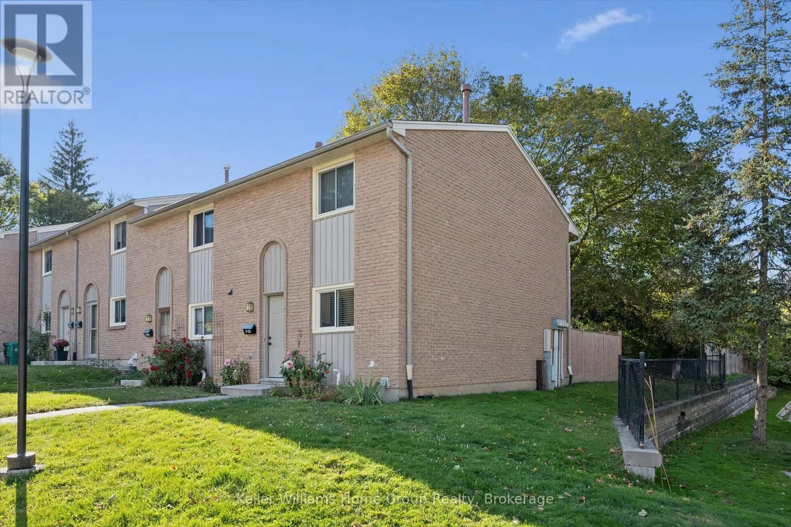 H53 - 223 PIONEER DRIVE W #H53