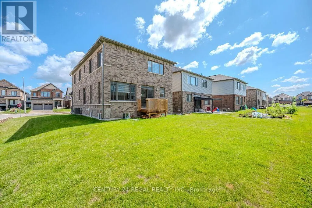 30 RUSTIC OAK TRAIL