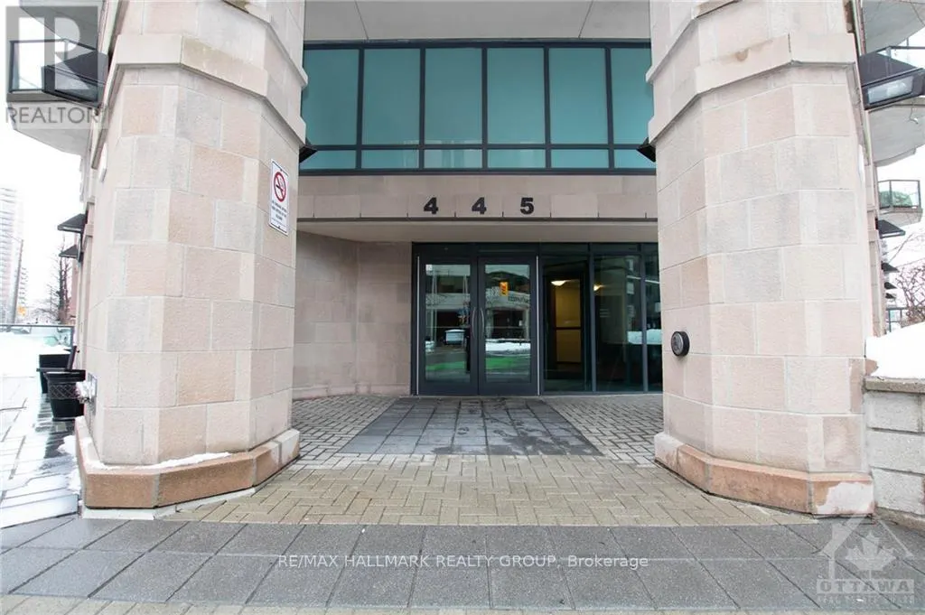 1405 - 445 LAURIER AVENUE W