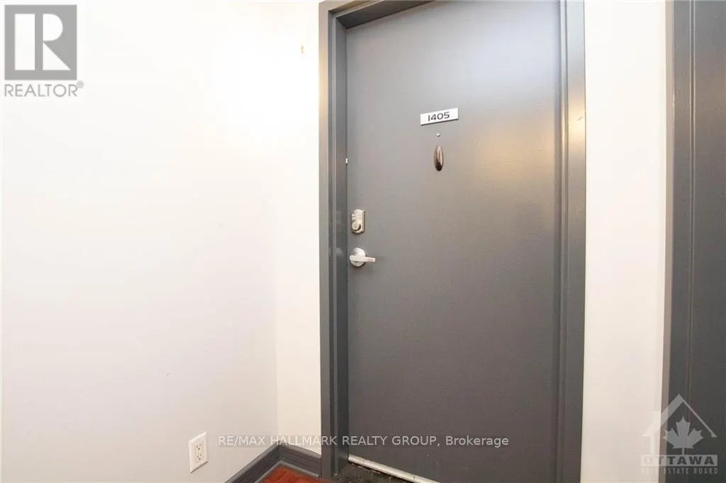 1405 - 445 LAURIER AVENUE W