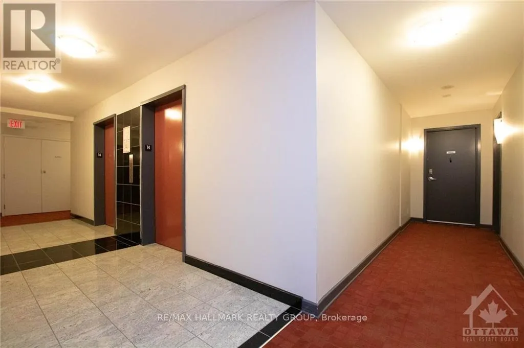 1405 - 445 LAURIER AVENUE W