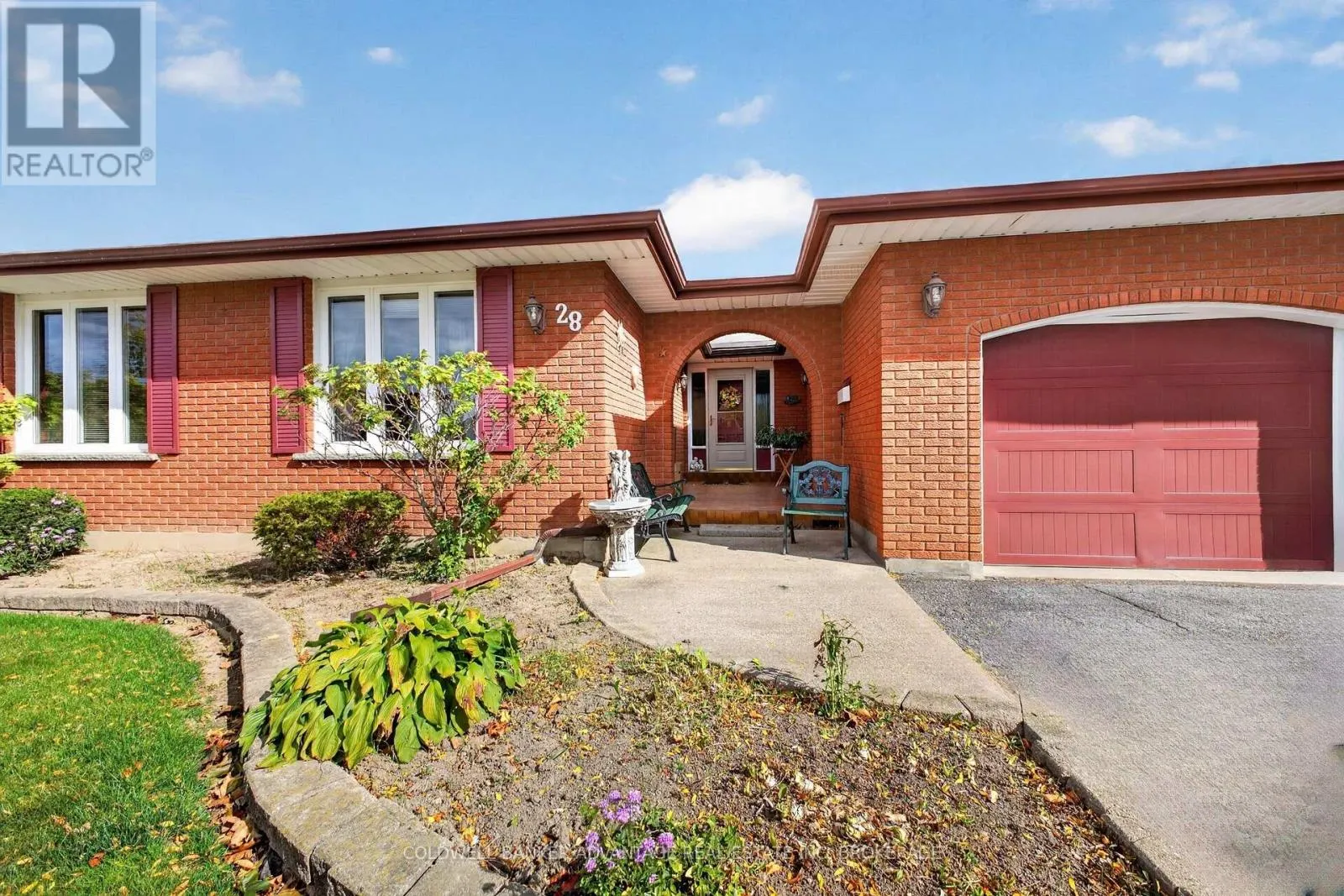 28 GLENPARK COURT