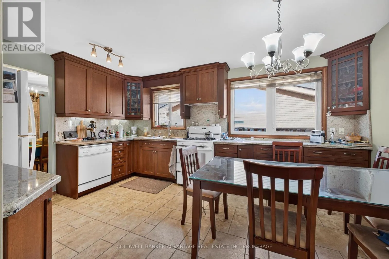 28 GLENPARK COURT