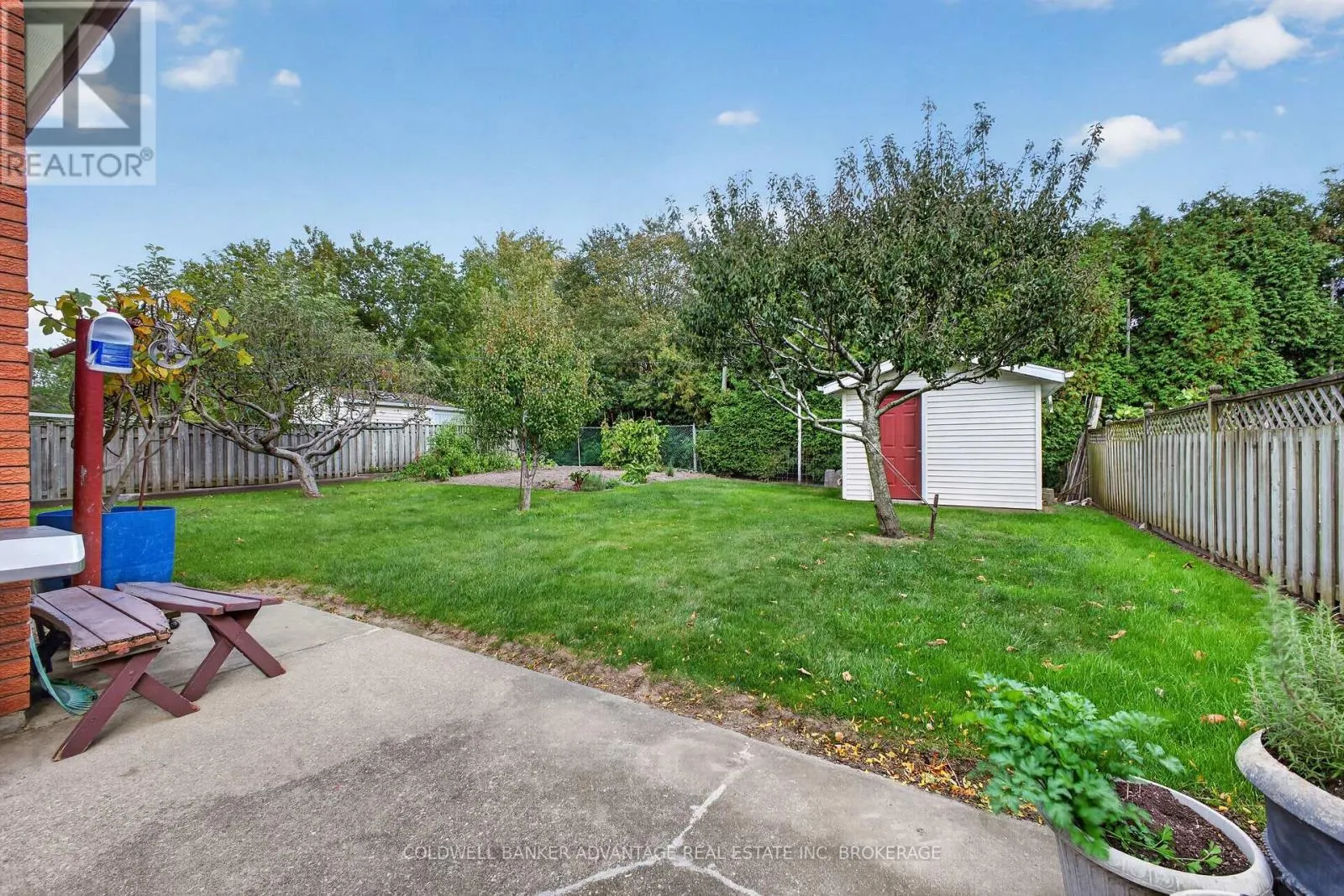 28 GLENPARK COURT