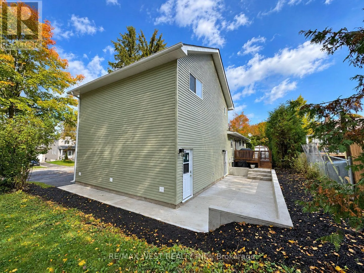 101 LORNE STREET