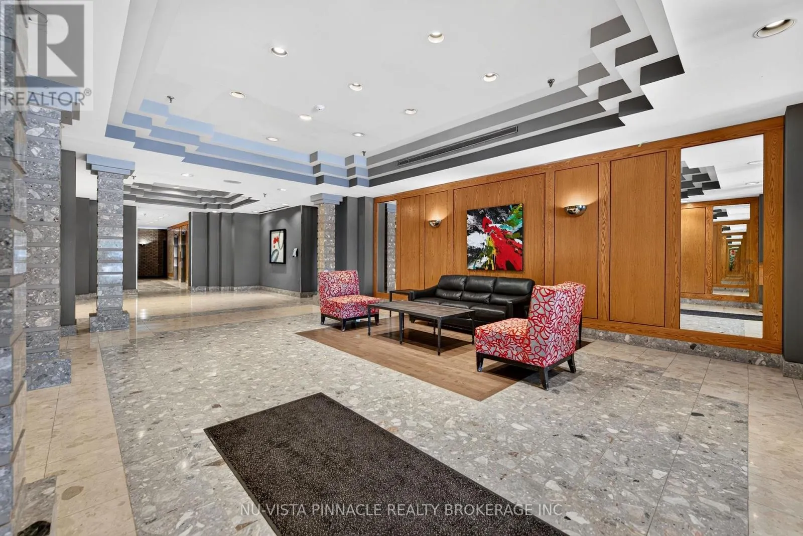 708 - 695 RICHMOND STREET S #708