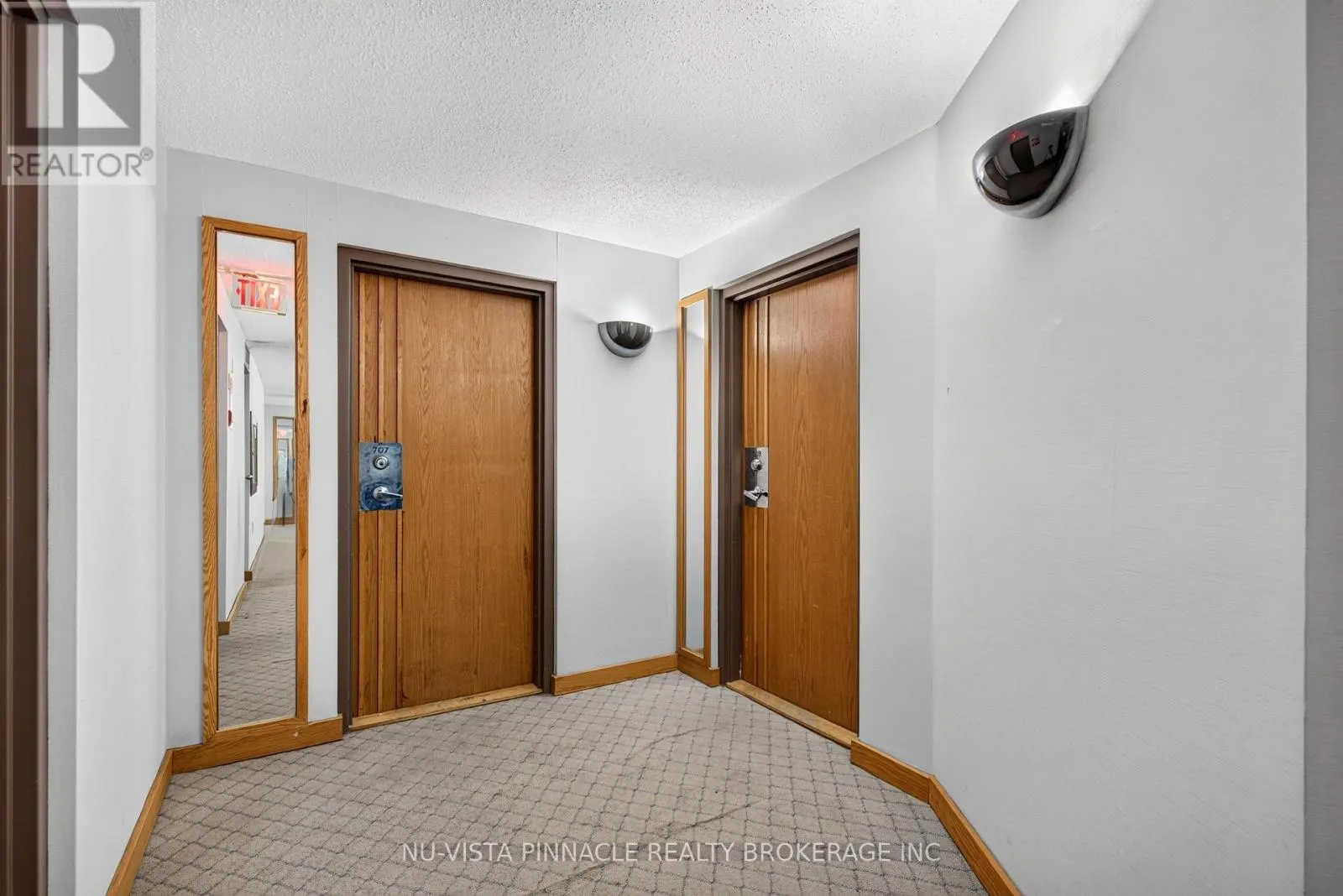 708 - 695 RICHMOND STREET S #708