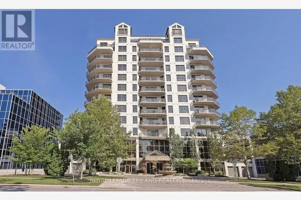 1202 - 250 PALL MALL STREET #1202
