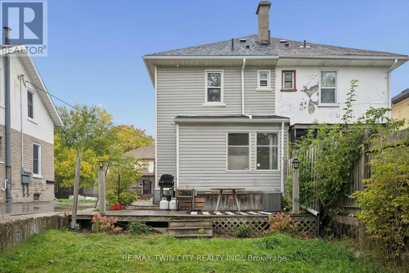 29 VICTORIA AVENUE