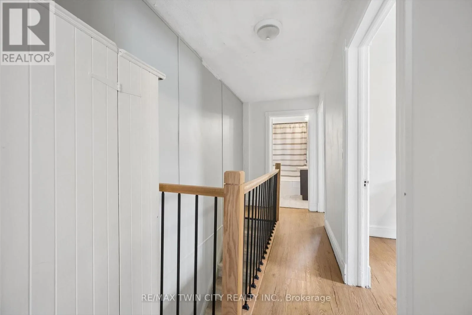 29 VICTORIA AVENUE