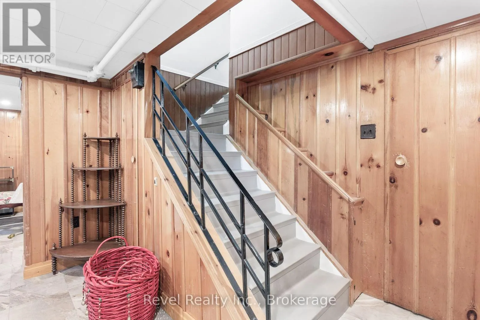 13 SYLVAN CRESCENT