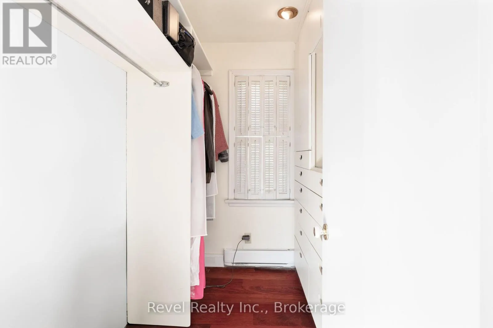 13 SYLVAN CRESCENT
