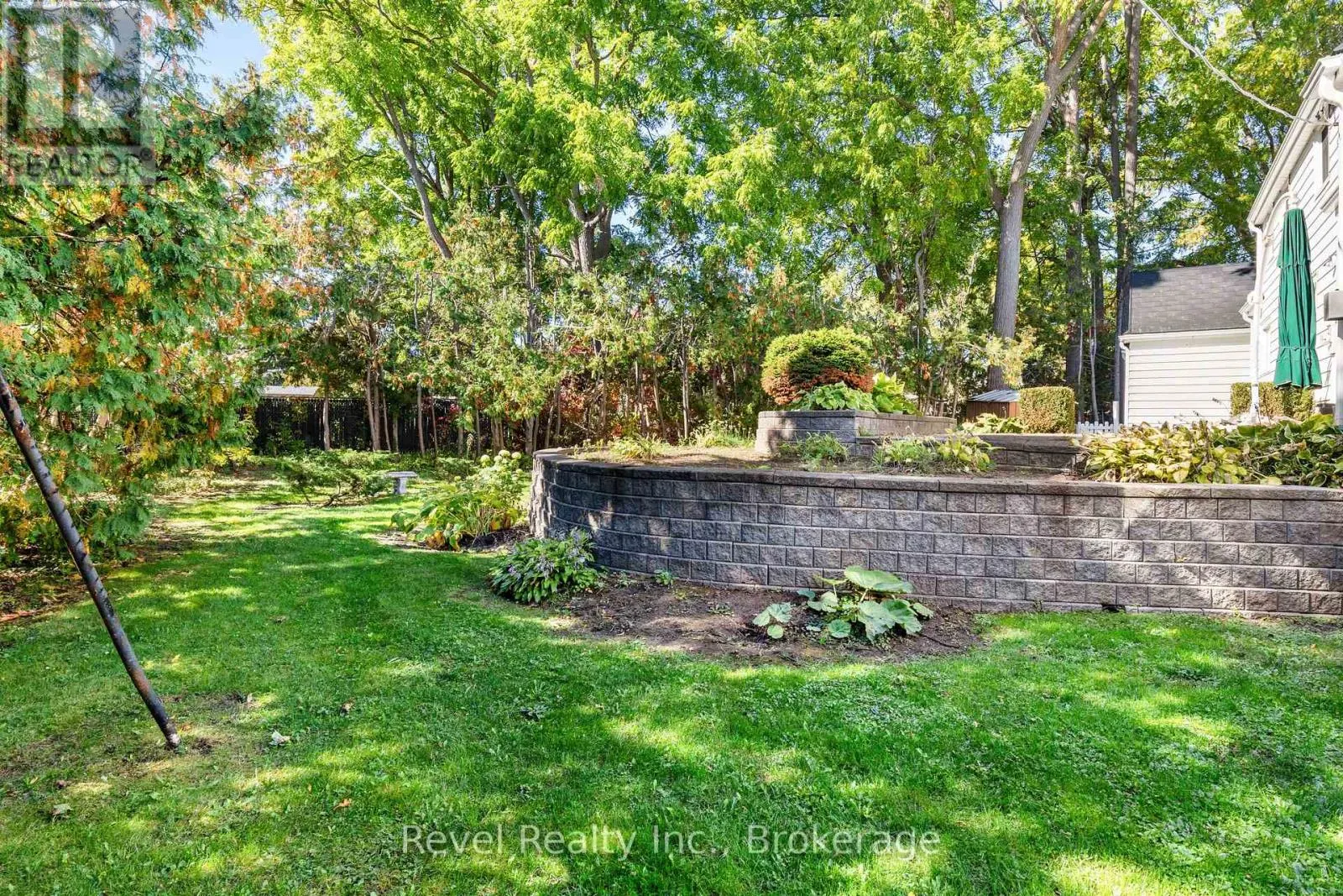 13 SYLVAN CRESCENT
