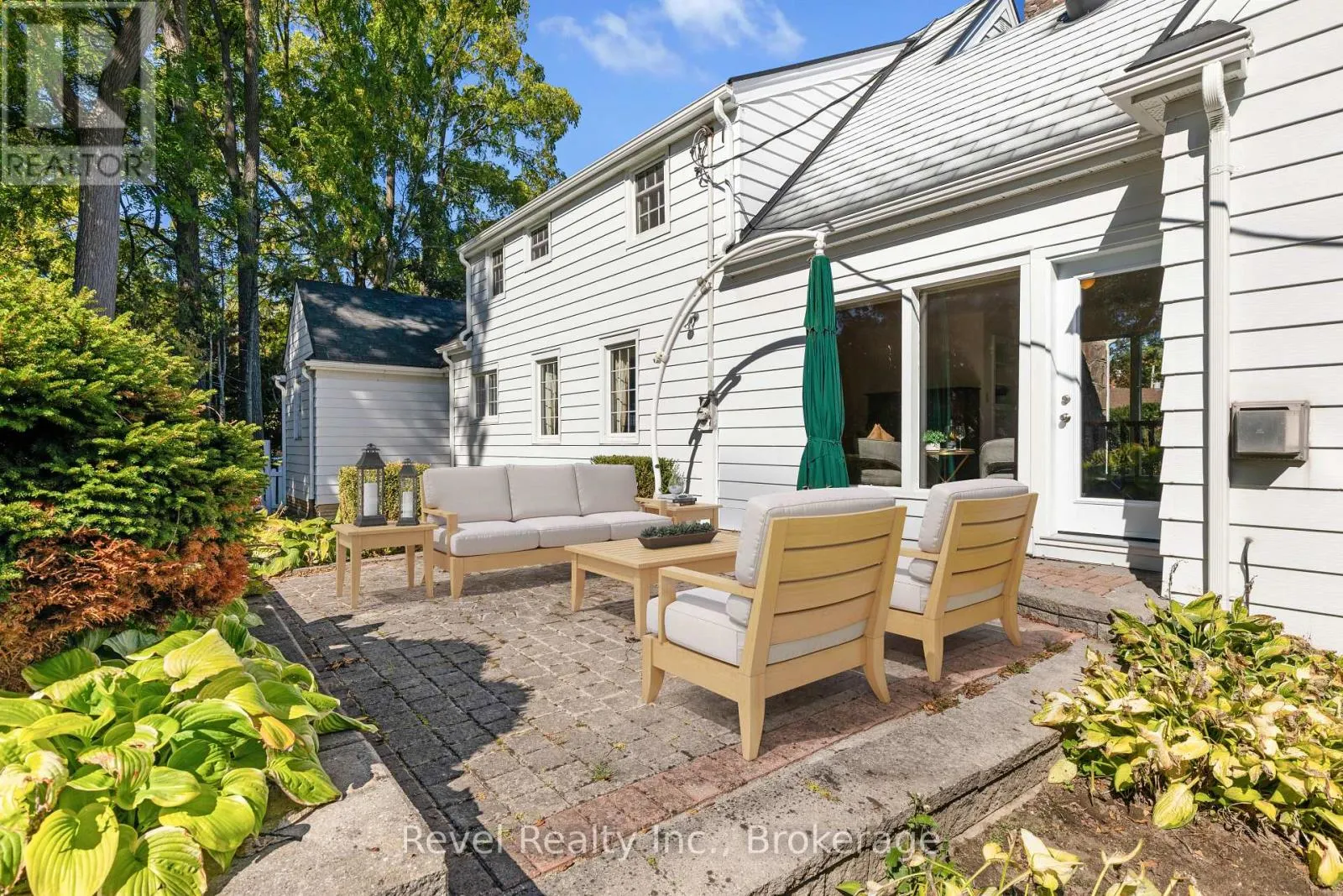 13 SYLVAN CRESCENT