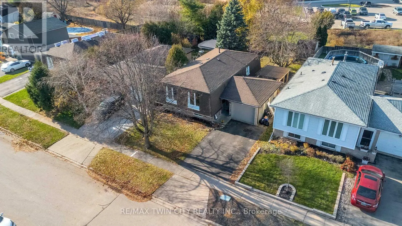 36 VALERIE COURT