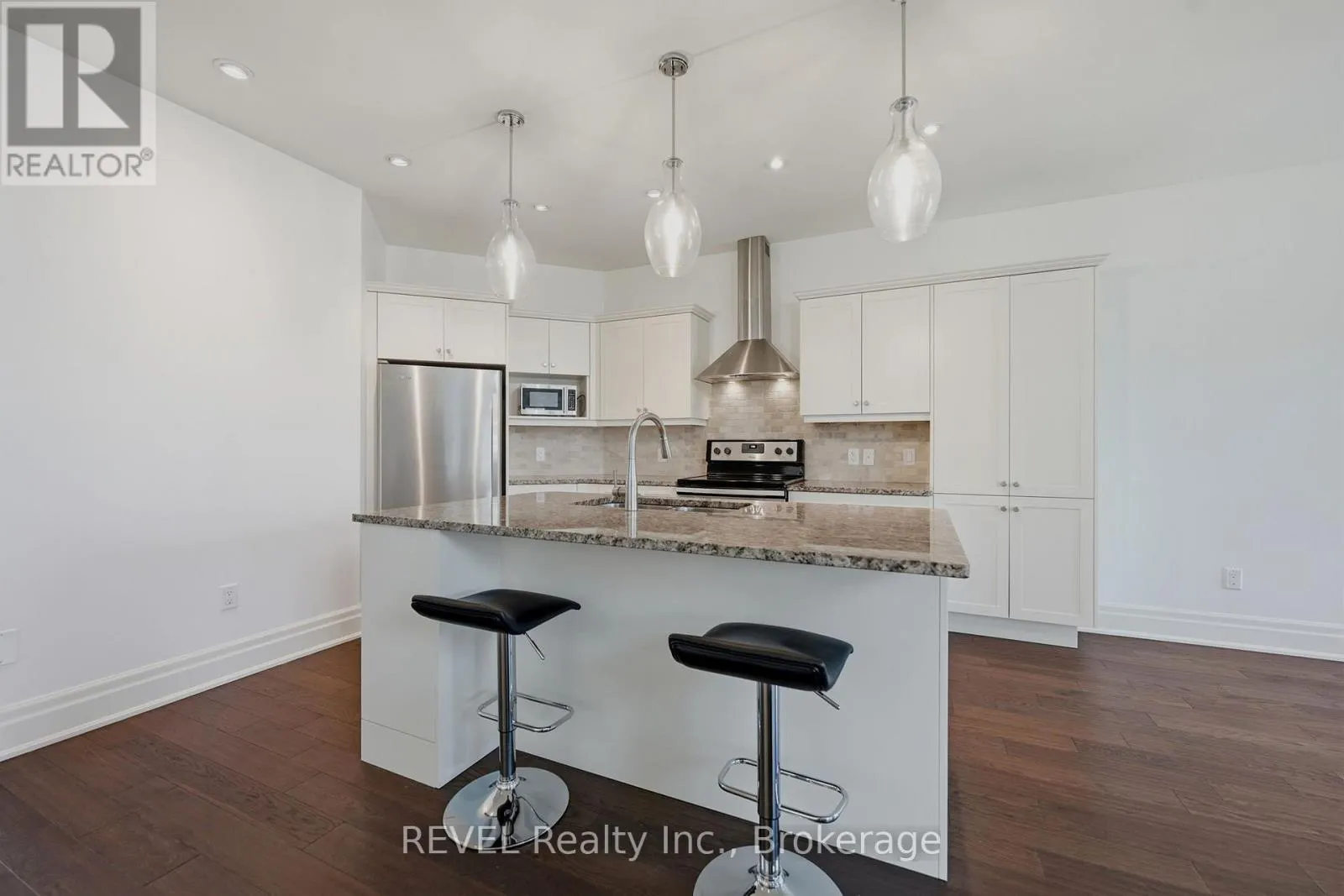 S14 - 14 ST. ANDREWS LANE S #S14