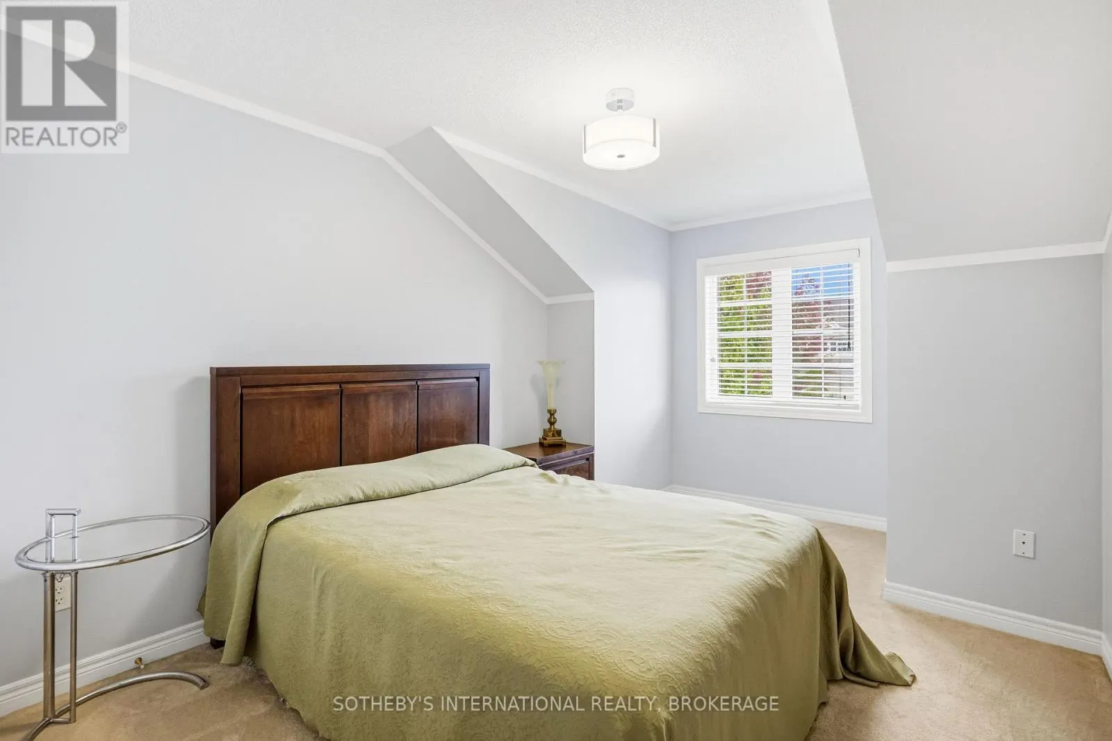 4 ALEX GRANT PLACE
