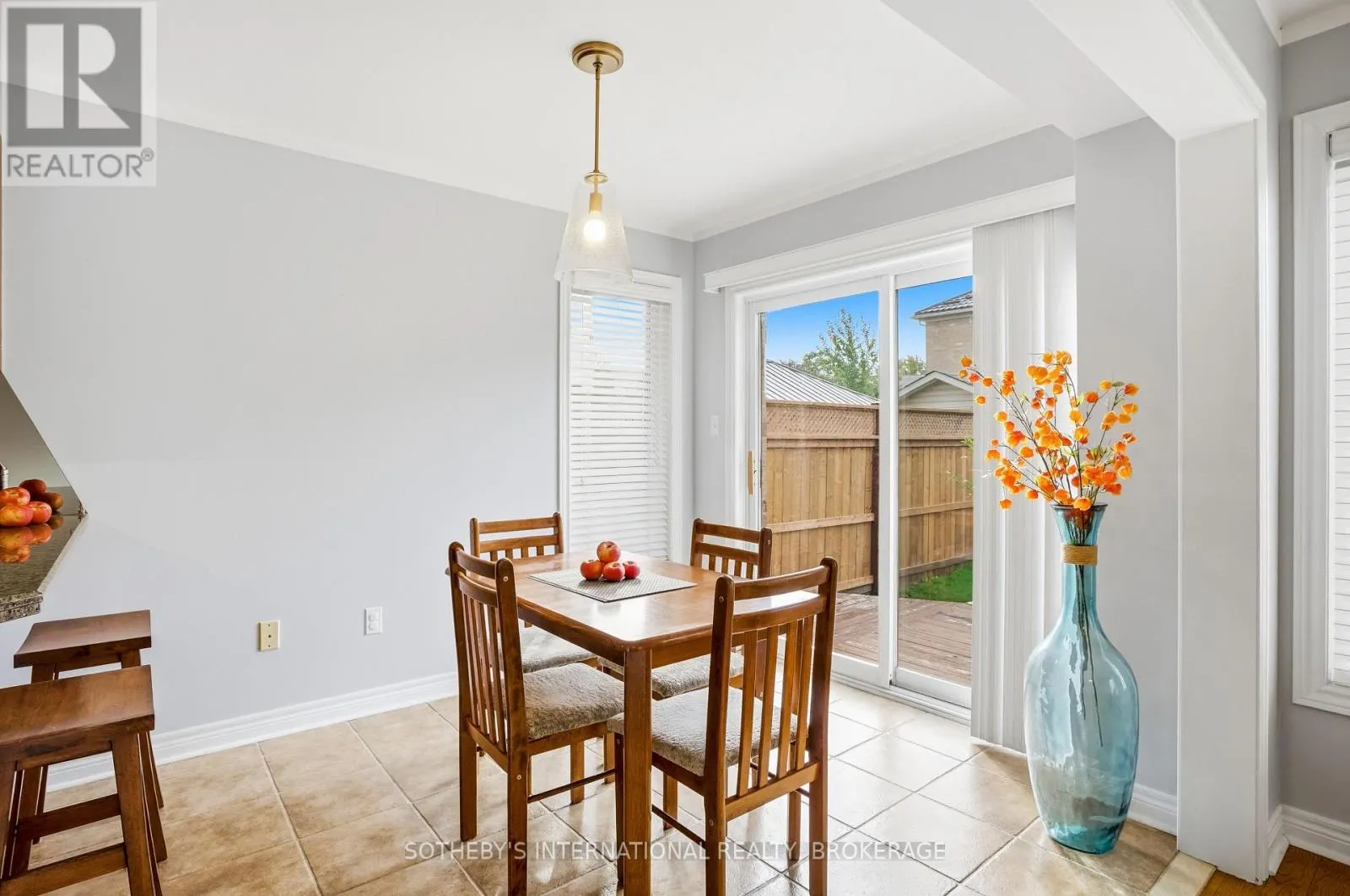 4 ALEX GRANT PLACE