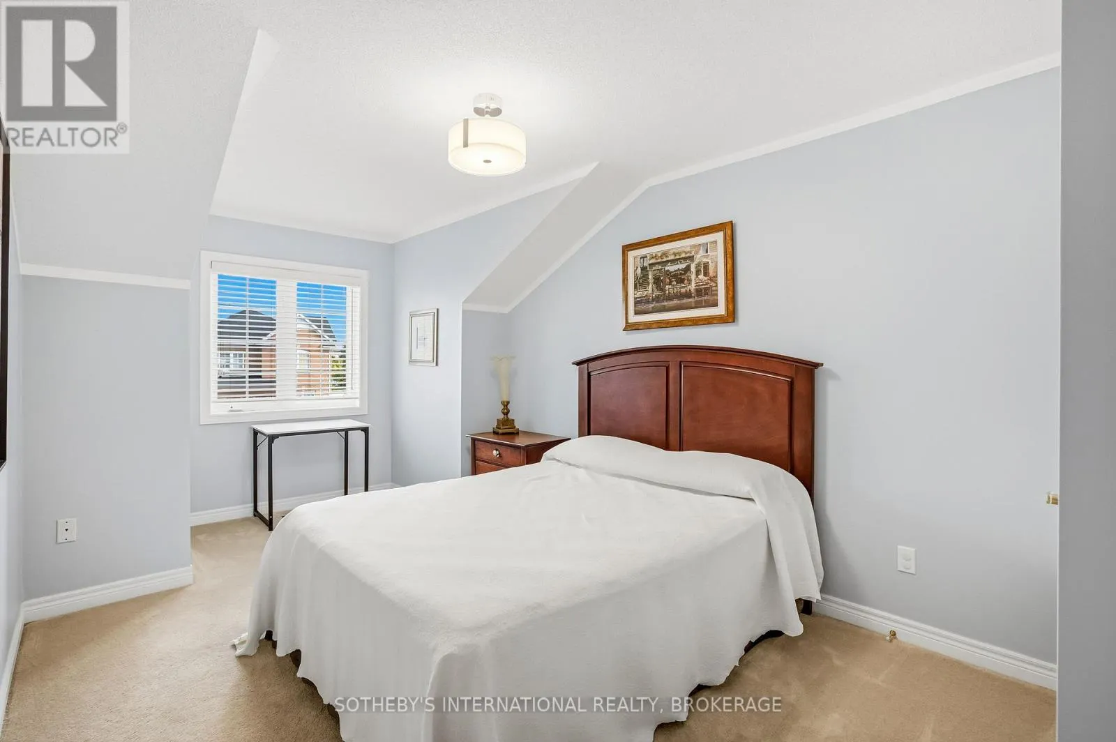 4 ALEX GRANT PLACE