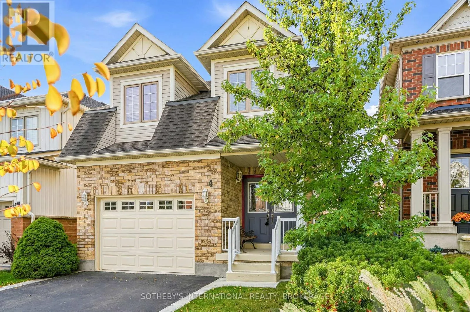 4 ALEX GRANT PLACE