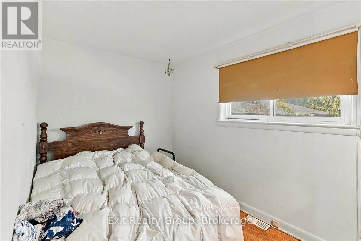 196 YEOMANS STREET