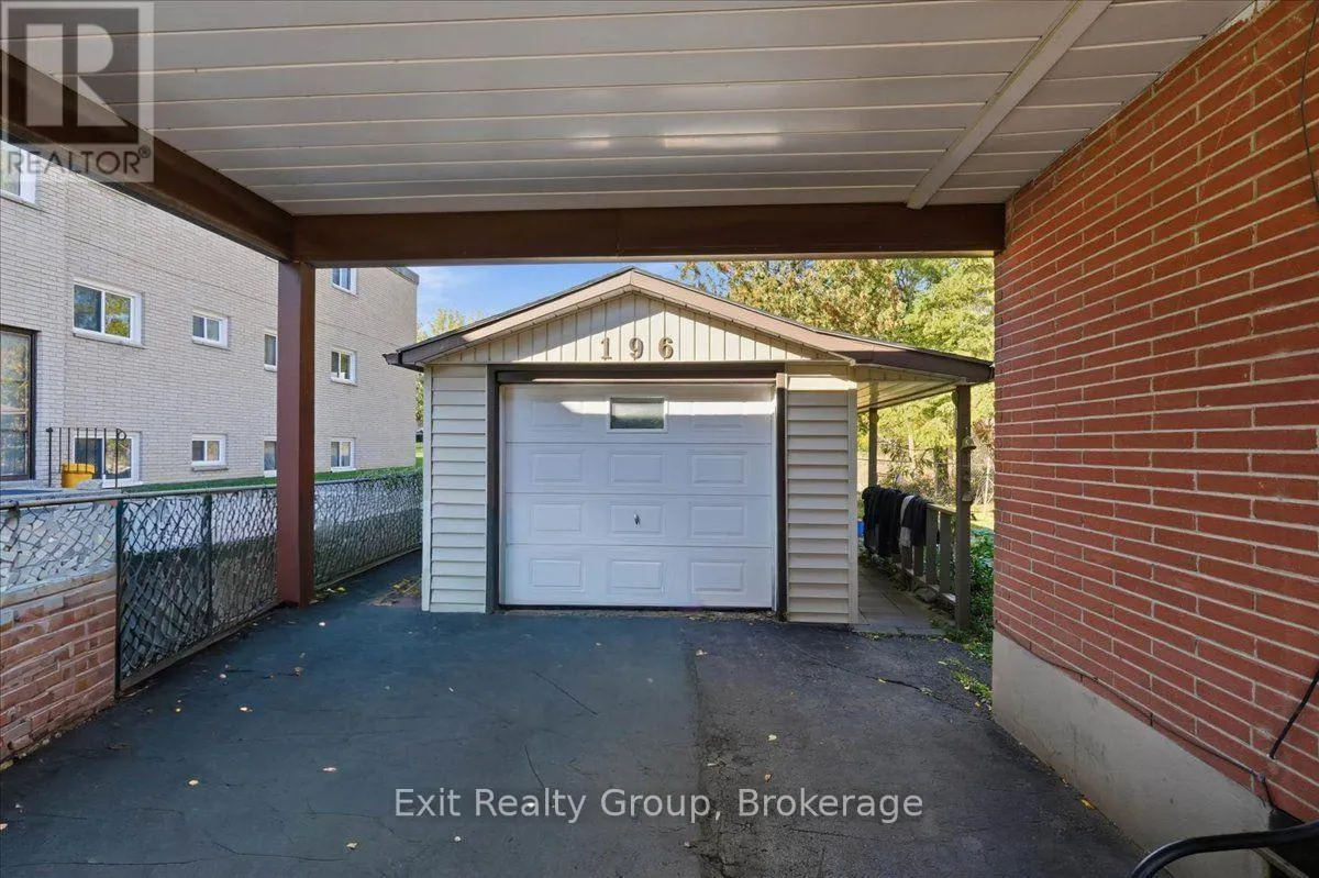 196 YEOMANS STREET