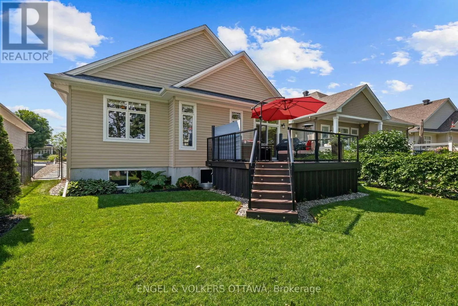 112 EQUINELLE DRIVE