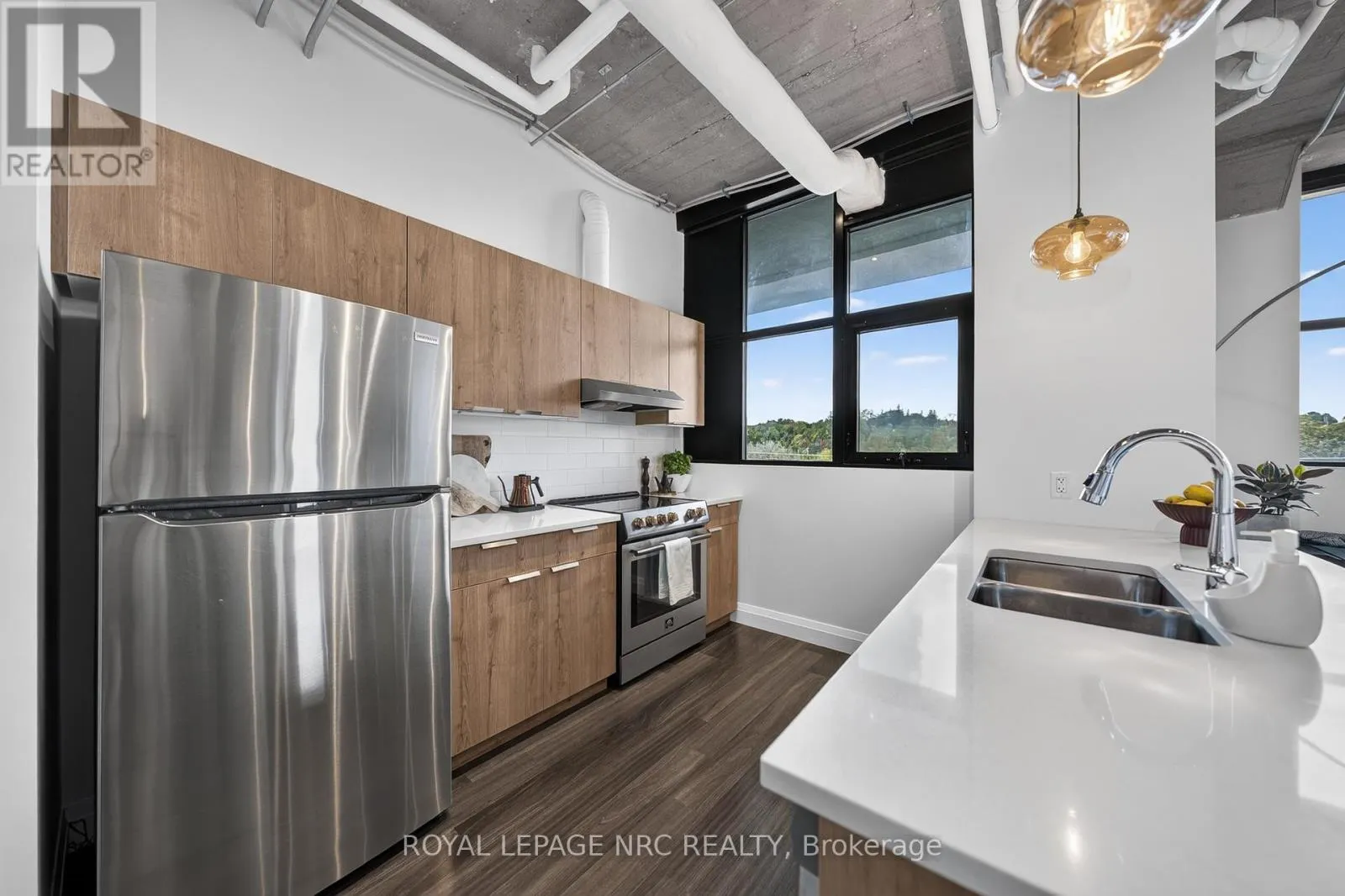 418 - 120 HURON STREET #418