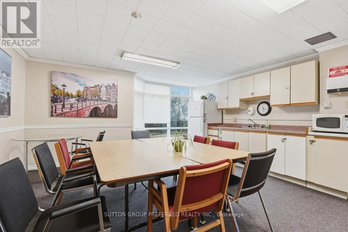 206 - 45 POND MILLS ROAD #206