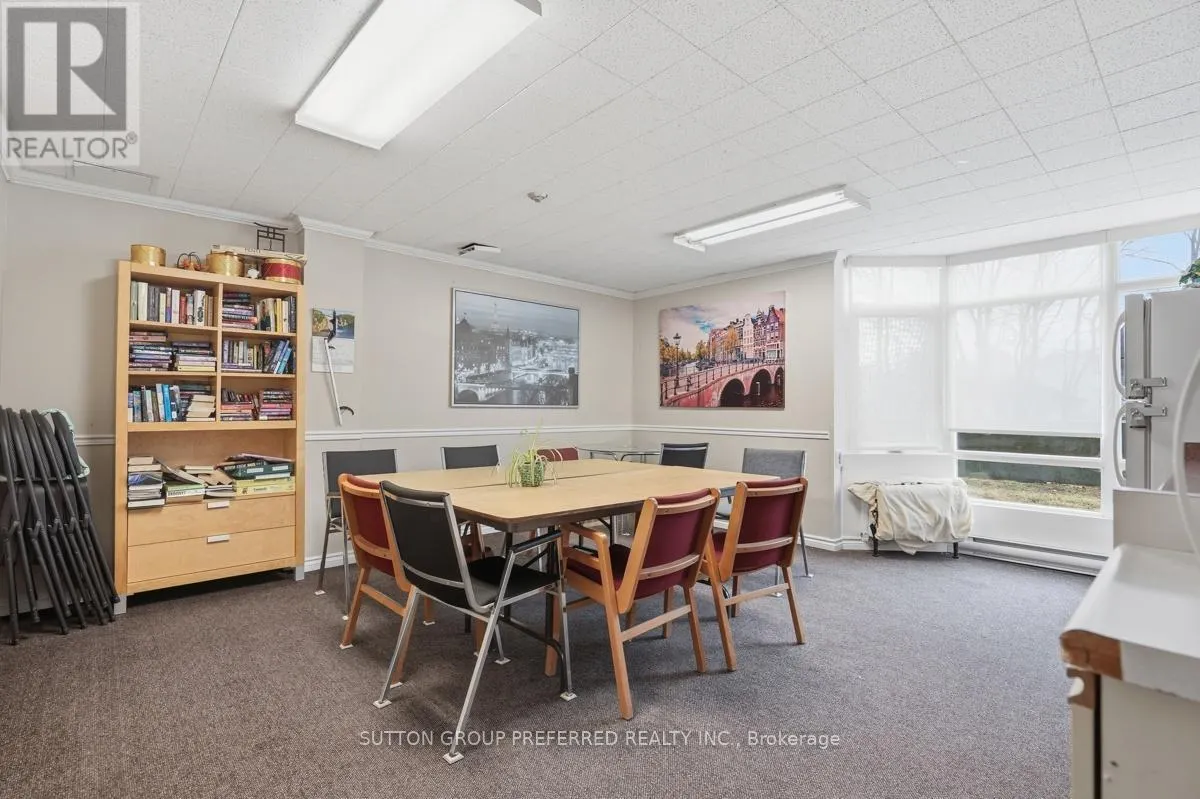 206 - 45 POND MILLS ROAD #206