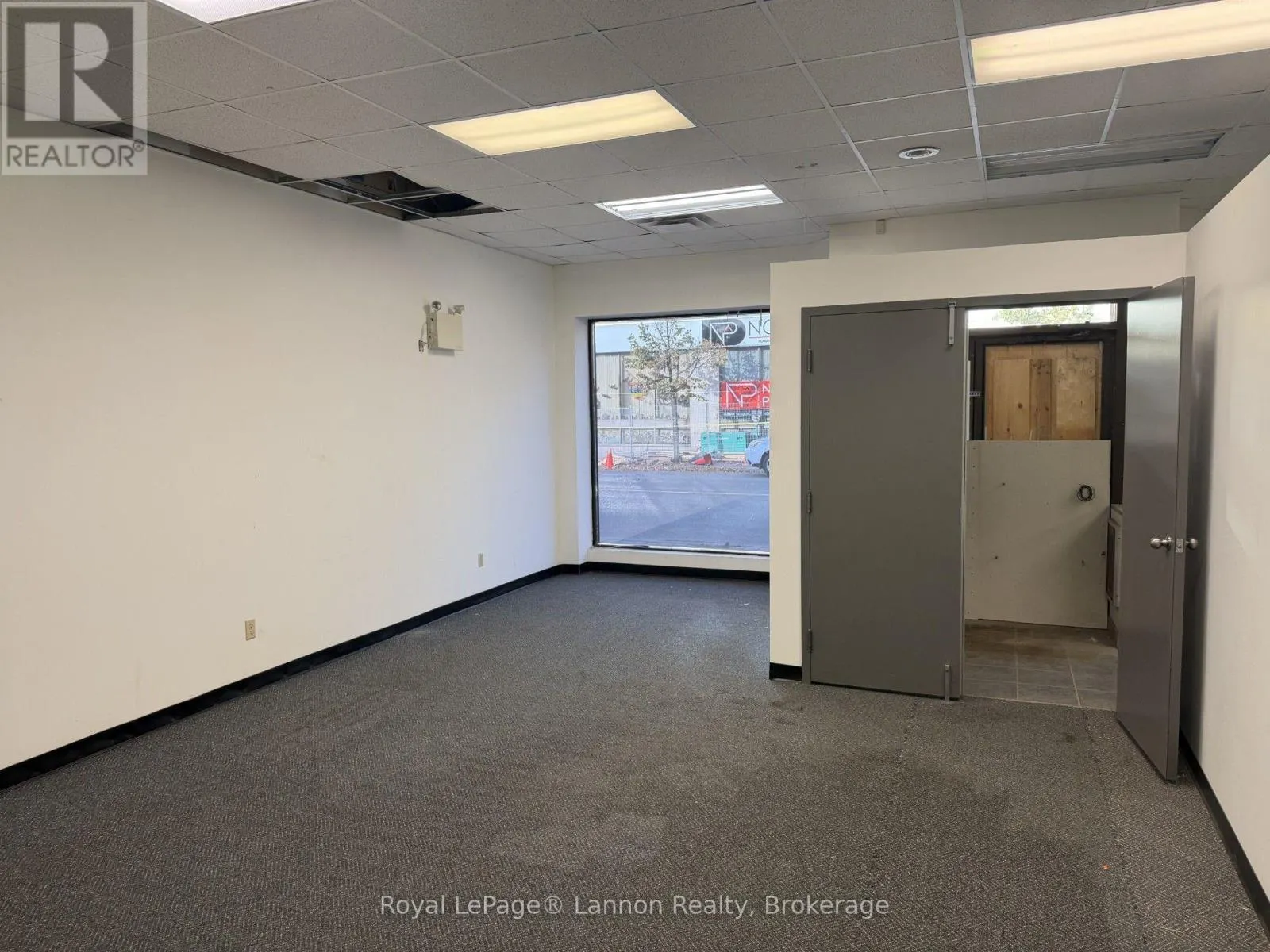F - 421 VICTORIA AVENUE E #F