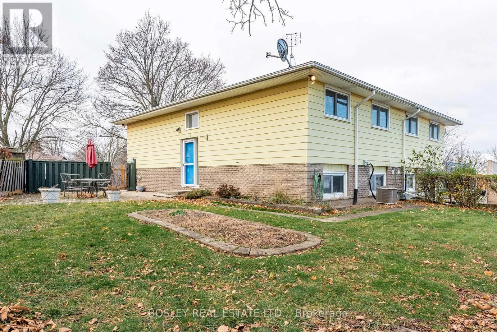 15 ALDEN COURT