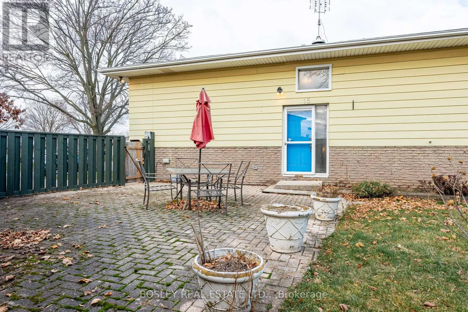 15 ALDEN COURT