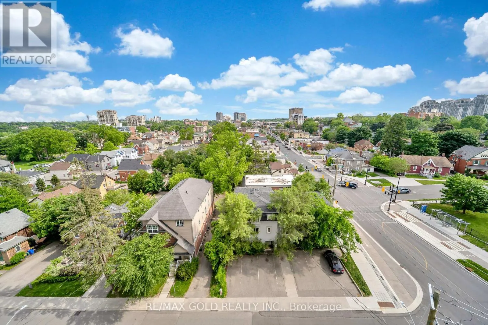 803 - 128 KING STREET N